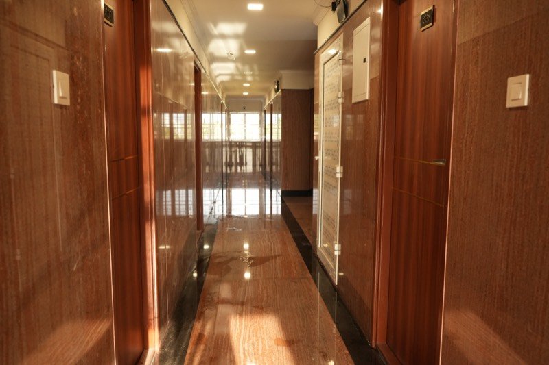 Guest-floor corridor at SRK Clasic