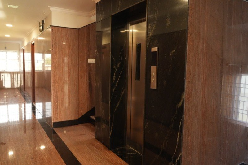 Lift serving every floor at SRK Clasic