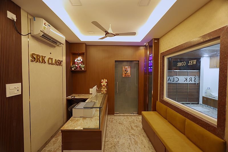 Reception desk at SRK Clasic